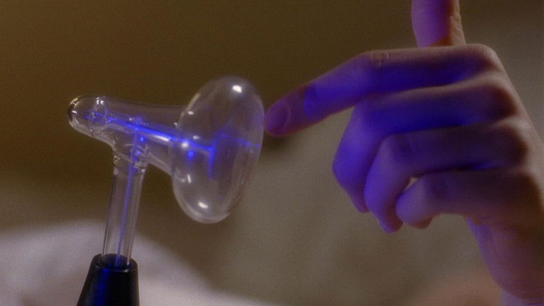 кадр из фильма Дурная биология