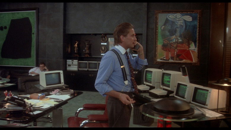 кадр из фильма Уолл-стрит