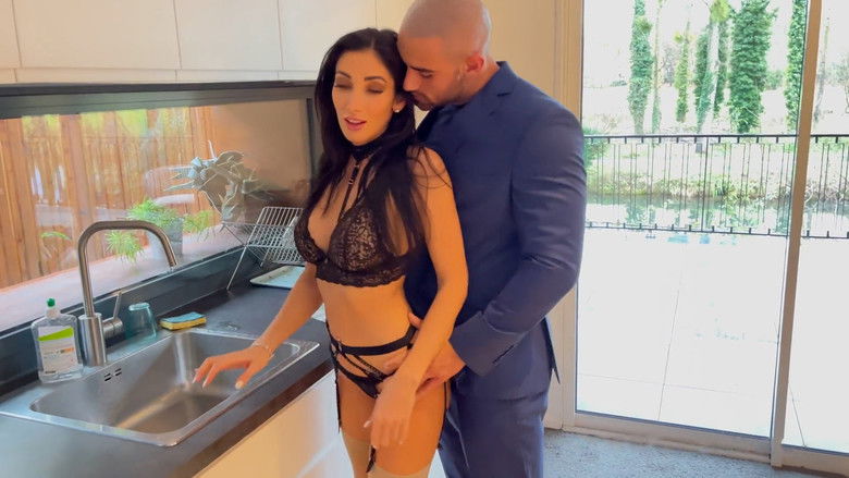 кадр из фильма La Bonne Épouse 2