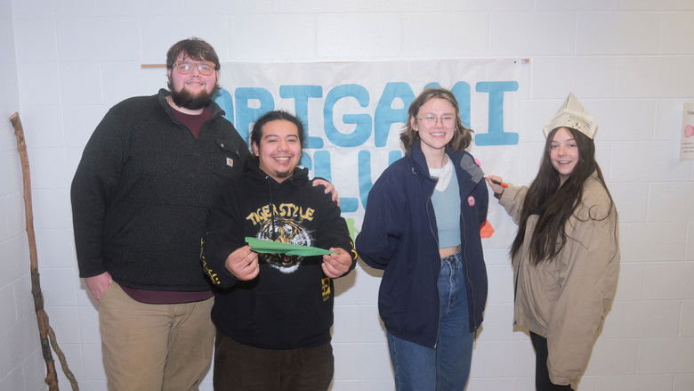 кадр из фильма Origami Club