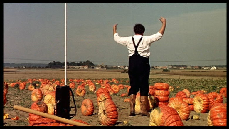 кадр из фильма Счастливчик Александр