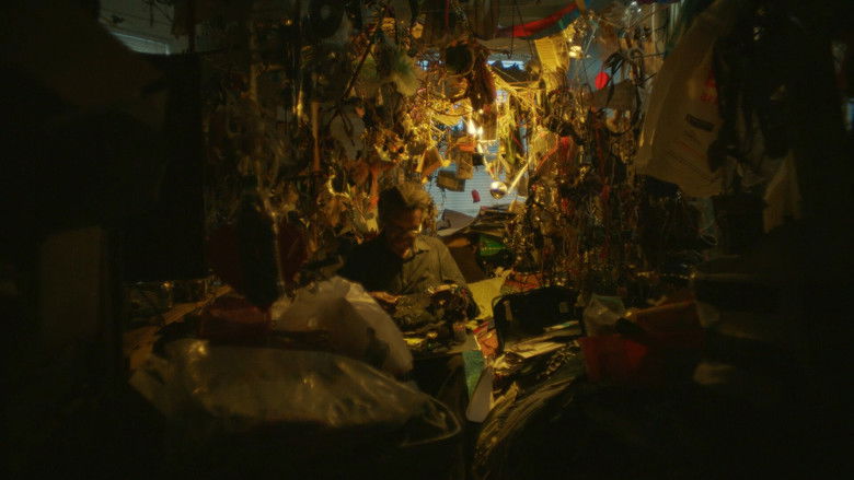 кадр из фильма I Snuck Off the Slave Ship