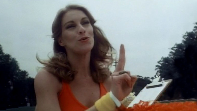 кадр из фильма Горячие футболки