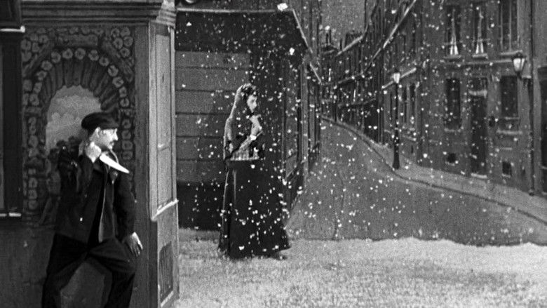 кадр из фильма Le silence est d'or