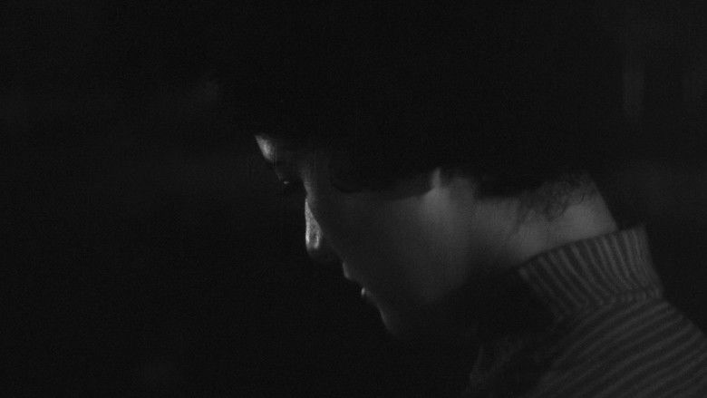 кадр из фильма Пока не взошла Луна