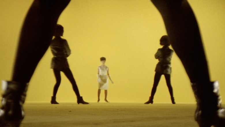 кадр из фильма 俺にさわると危ないぜ