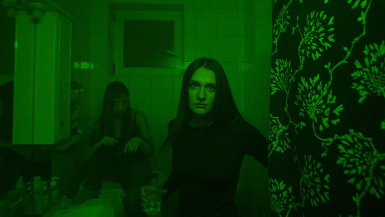 кадр из фильма Térden haraptak álmomban