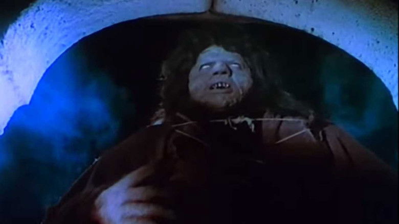 кадр из фильма तहखाना