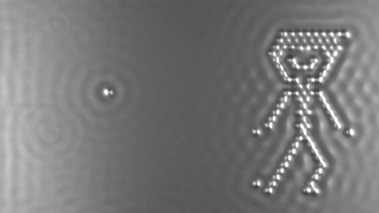 кадр из фильма A Boy and His Atom