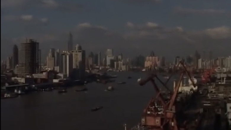 кадр из фильма 在上海