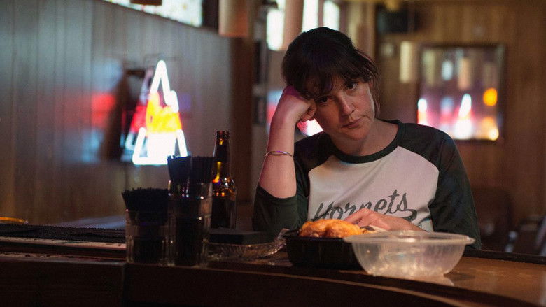 кадр из фильма В этом мире я больше не чувствую себя как дома