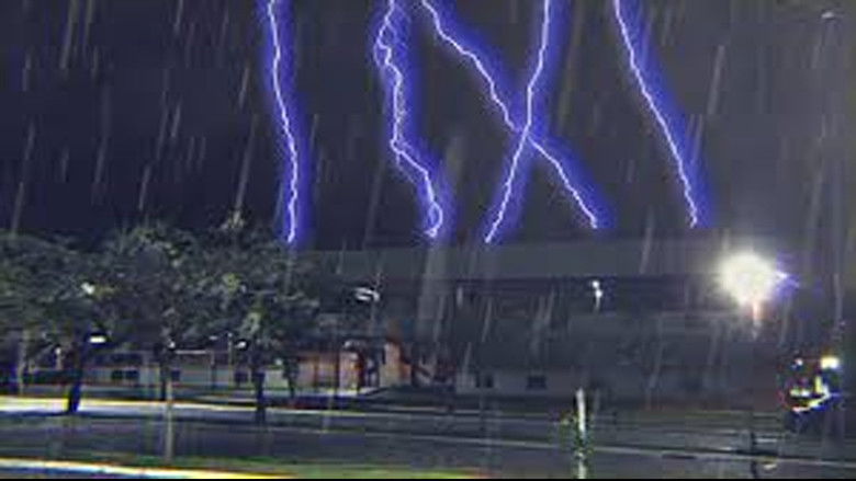 кадр из фильма Máquina de Café em Dia de Fúria