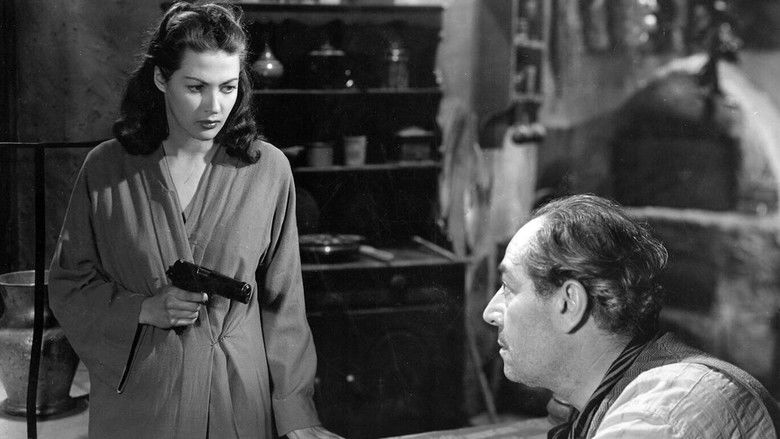 кадр из фильма Грубая сила