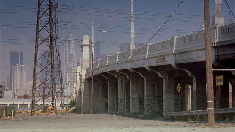 кадр из фильма Клещи