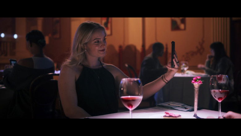 кадр из фильма Disconnect