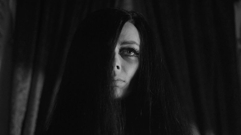 кадр из фильма Любовники из могилы