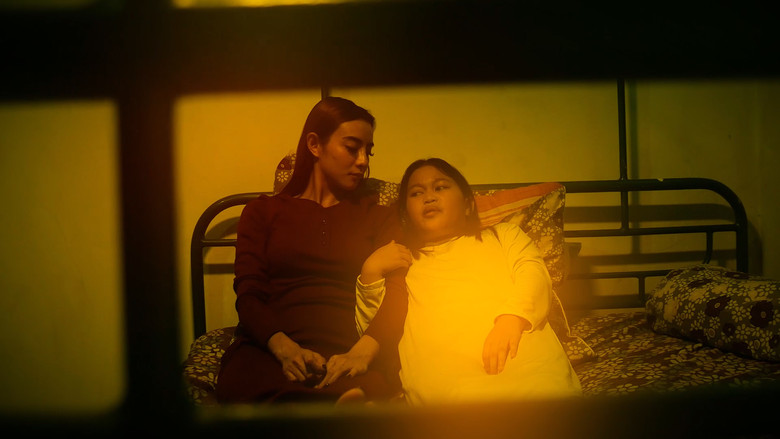 кадр из фильма Misteri Rumah Tua