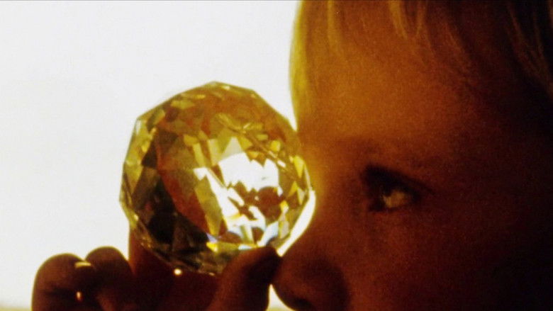 кадр из фильма Maternal Filigree