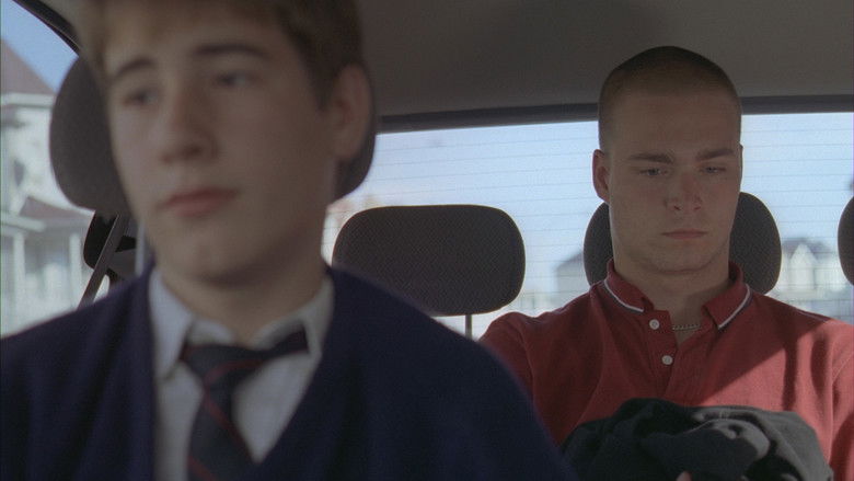 кадр из фильма La vie commence