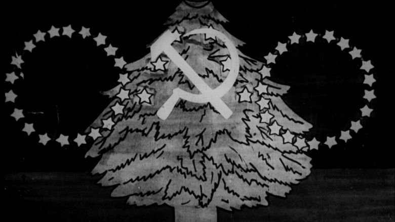 кадр из фильма Советские игрушки