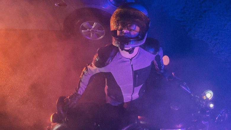 кадр из фильма Let the Moon Be My Moon