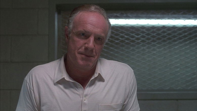 кадр из фильма Путь оружия