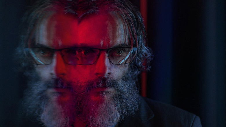 кадр из фильма Покойся с миром