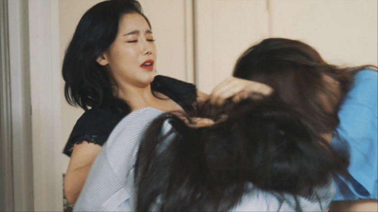 кадр из фильма 위험한 사촌동생