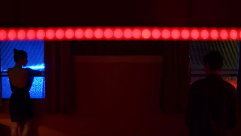 кадр из фильма O Amor dá Voltas