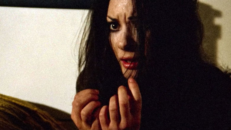 кадр из фильма Все оттенки тьмы