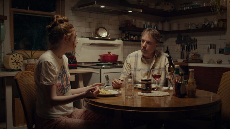 кадр из фильма Поздние цветы