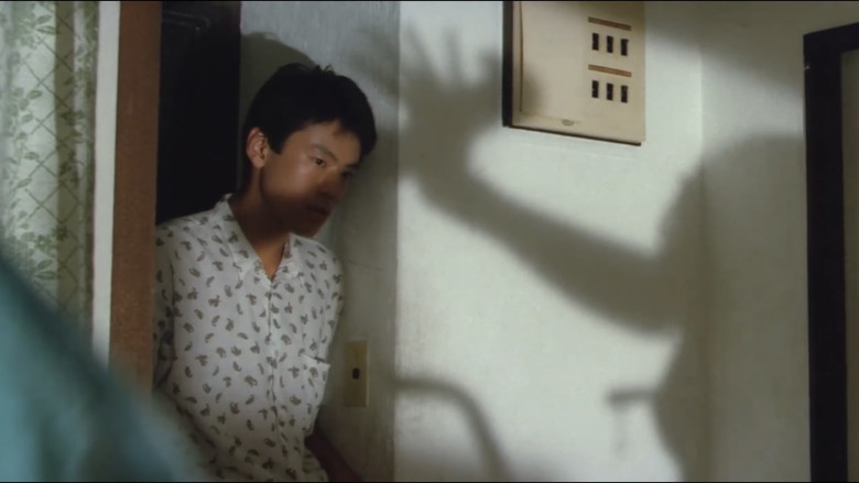 кадр из фильма 団鬼六　人妻なぶり