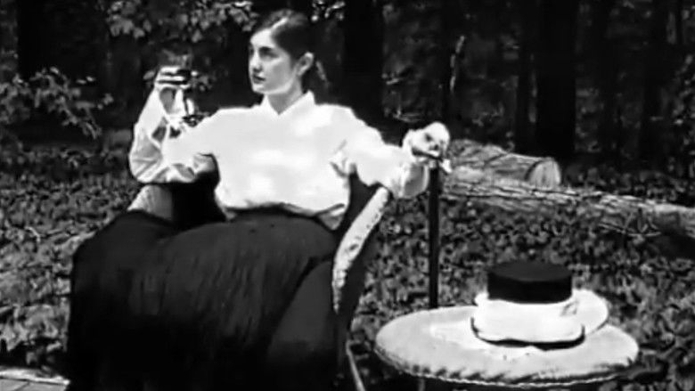 кадр из фильма The Hunt