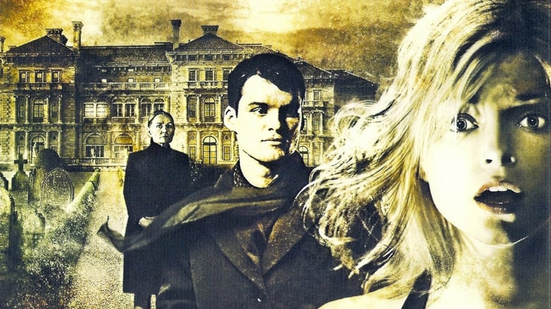 кадр из фильма The House of Usher