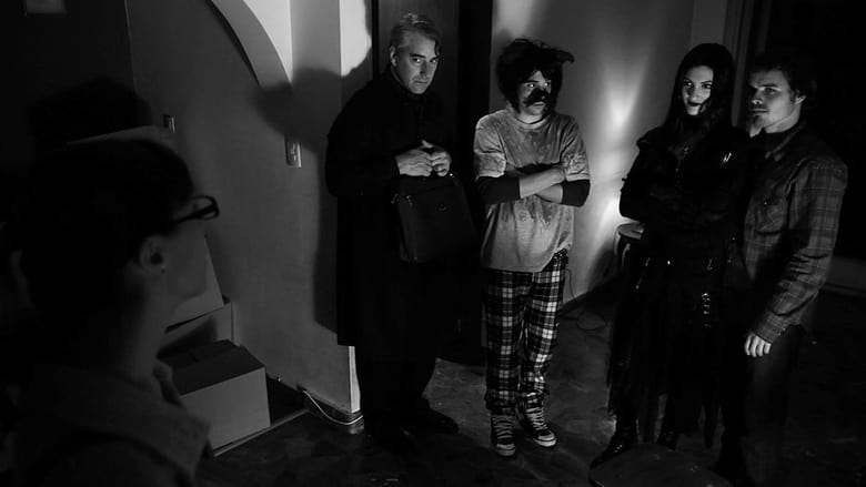 кадр из фильма La noche del chihuahua