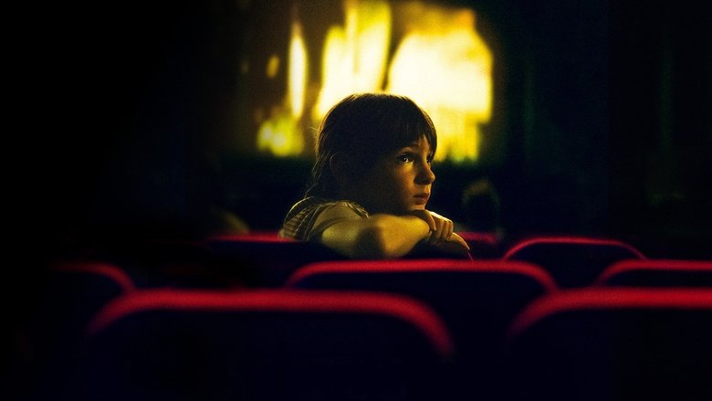 кадр из фильма Зрители!