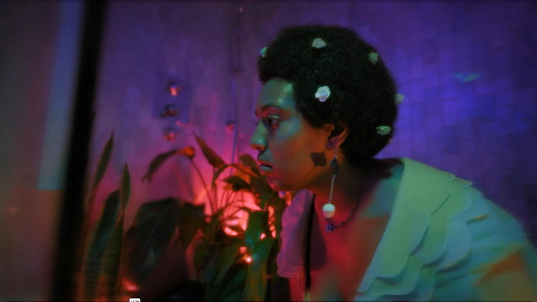 кадр из фильма Bloom Room