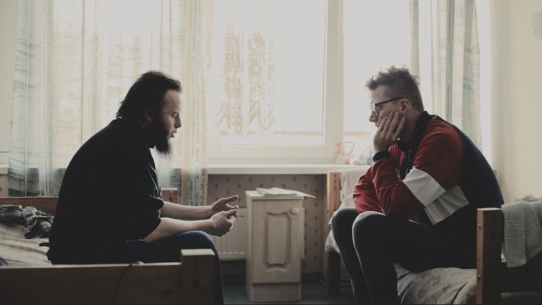 кадр из фильма Apgāztā mēness zīmē