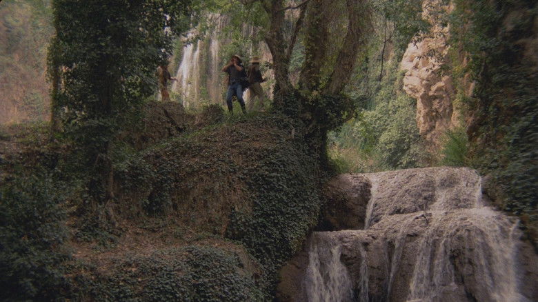 кадр из фильма Амазонки золотого храма