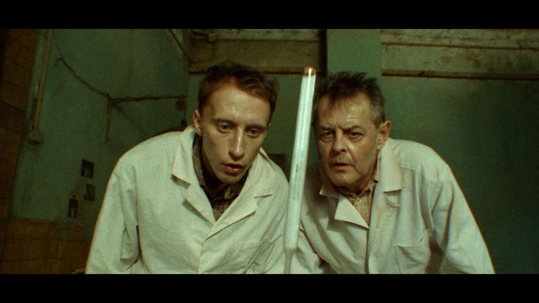 кадр из фильма Исход