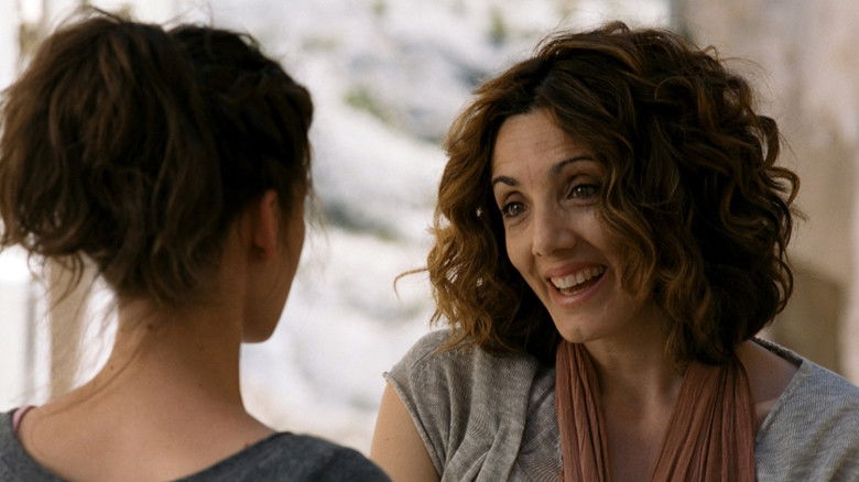 кадр из фильма Due uomini, quattro donne e una mucca depressa