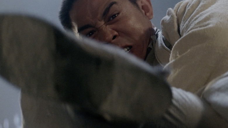 кадр из фильма Король приключений