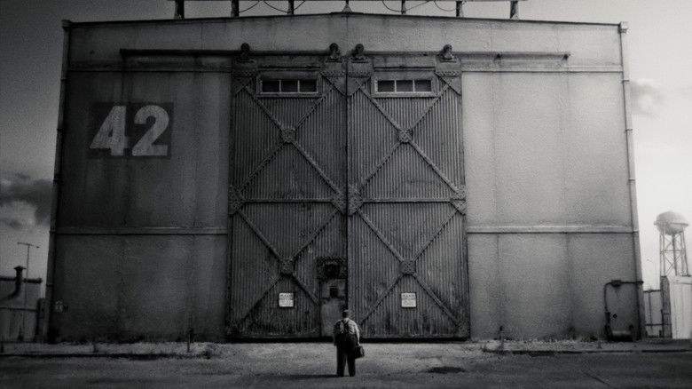 кадр из фильма Splashback