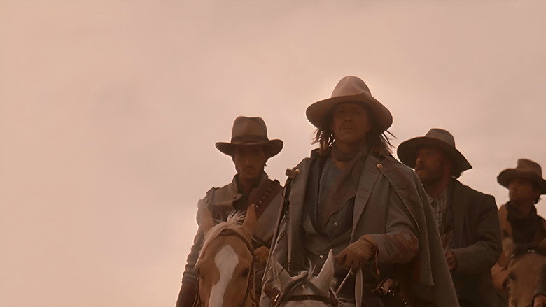 кадр из фильма Последний изгой