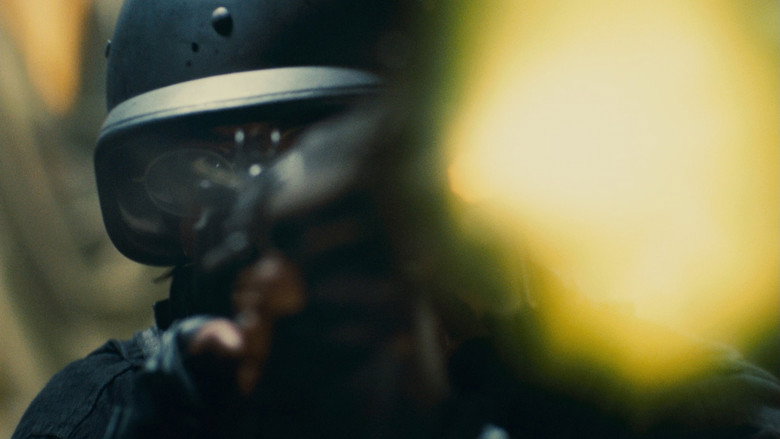 кадр из фильма Элитный отряд: Враг внутри