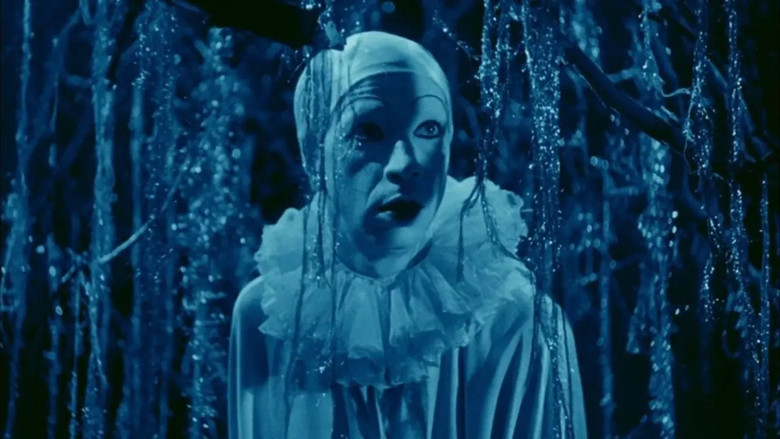 кадр из фильма Rabbit's Moon