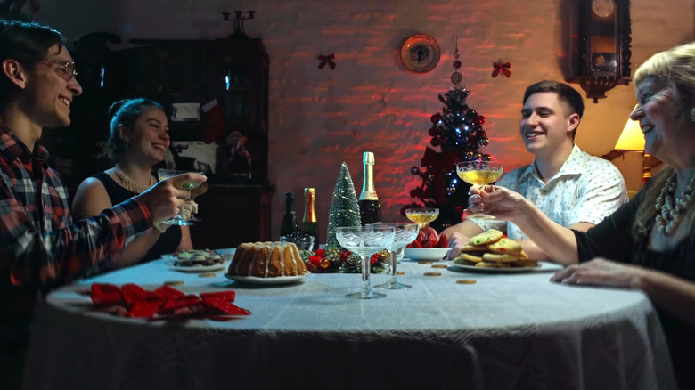 кадр из фильма 144