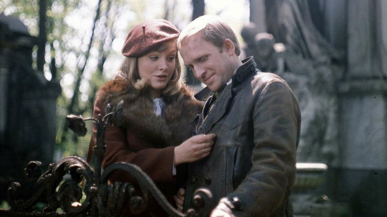 кадр из фильма Мертвые бросают тень