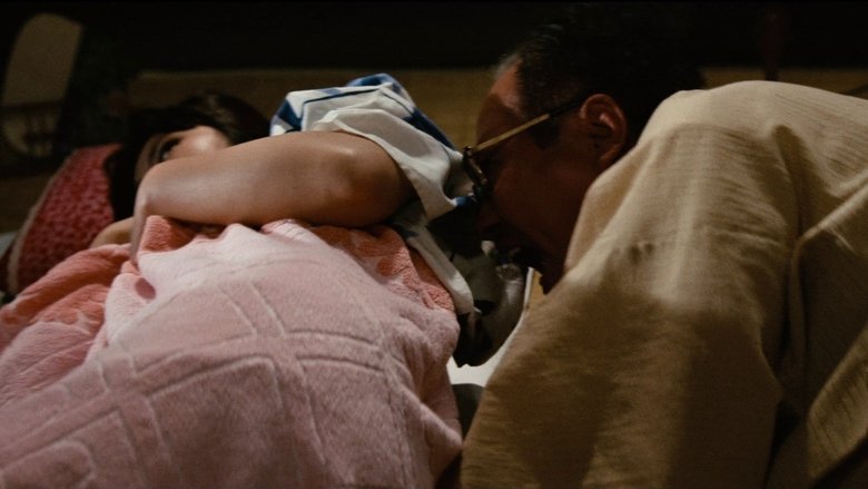 кадр из фильма Непристойная ныряльщица