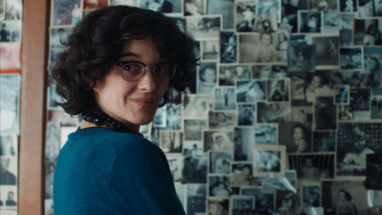 кадр из фильма Маленькая девочка в голубом